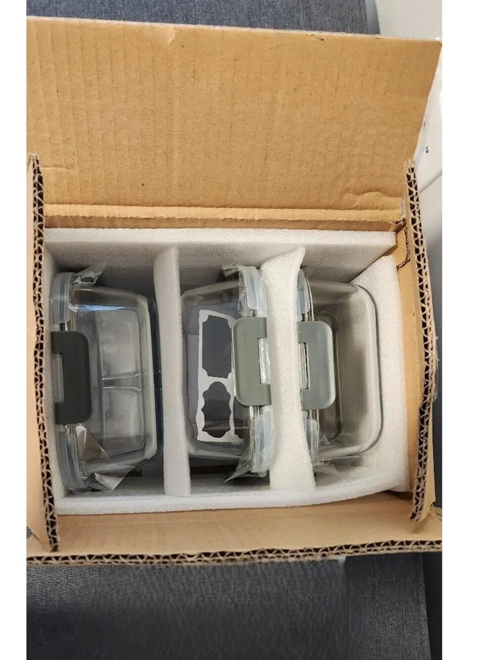 NIB: Set of 3 Glass Food Storage Containers with Lids - Clear/Black